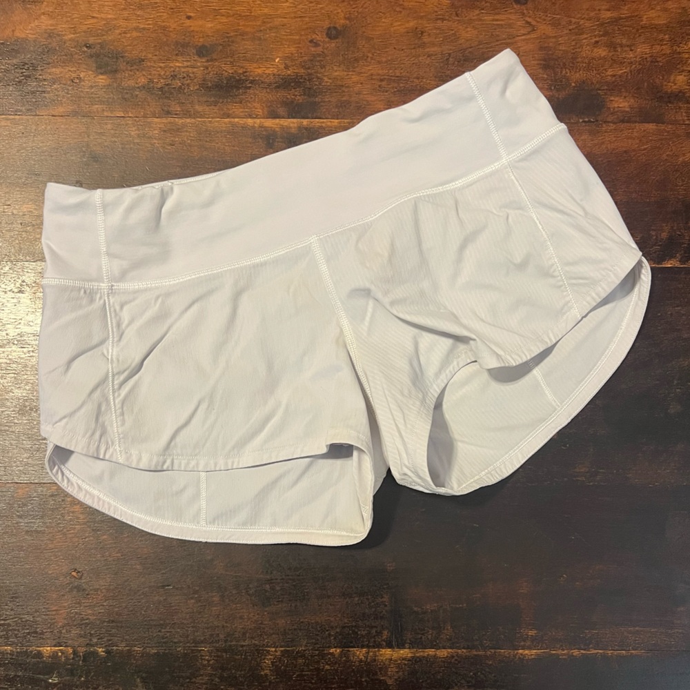 Lululemon Speed-Up Shorts in White Size 4